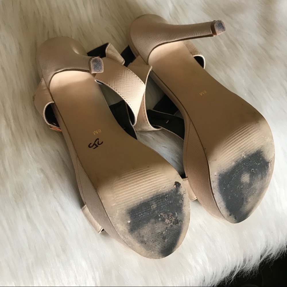 GUESS heels - Picture 6 of 6